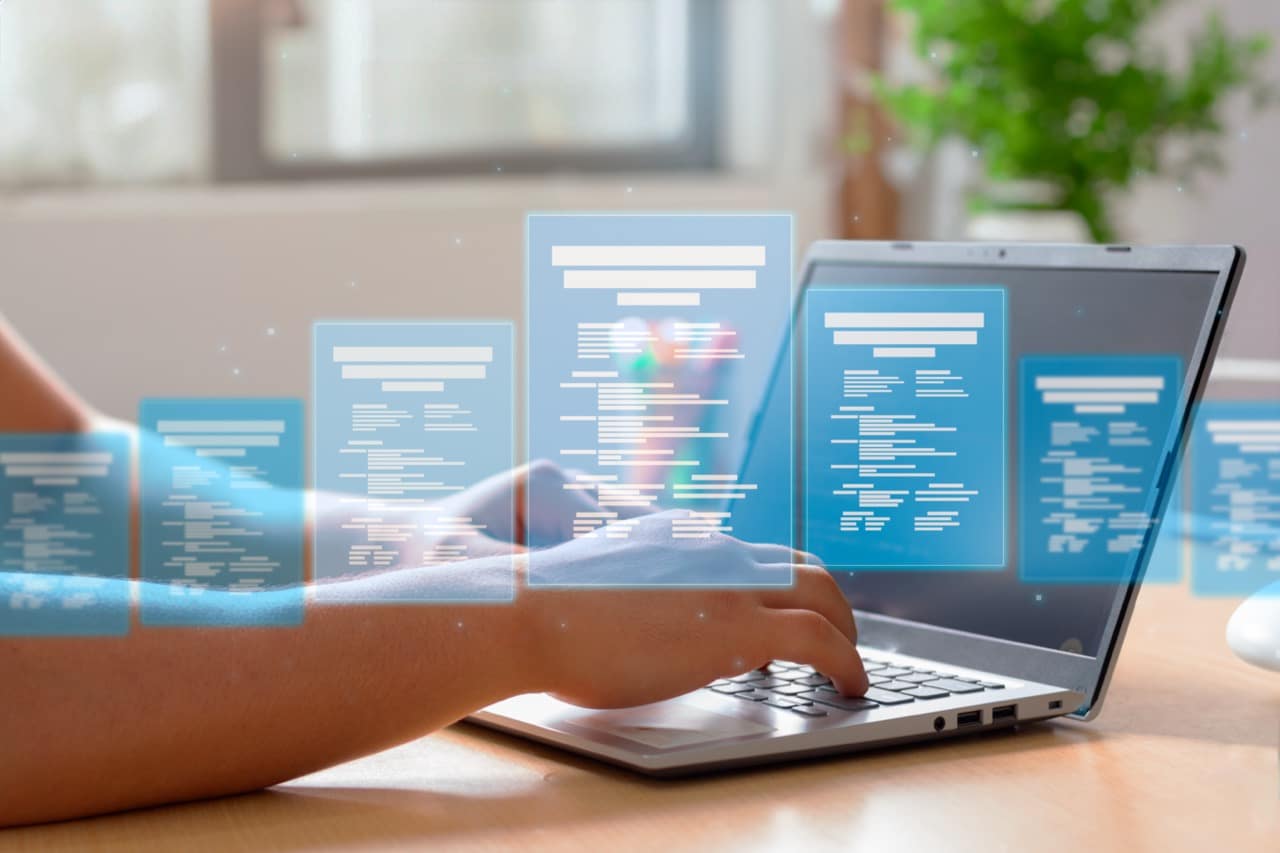 man completing a checklist of online digital forms 2024 12 06 07 14 37 utc groot